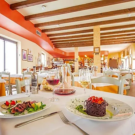 Antichi Cortili Hotell 3*